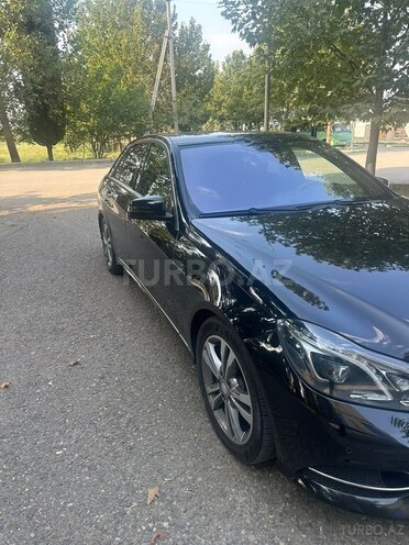 Mercedes E 200-5