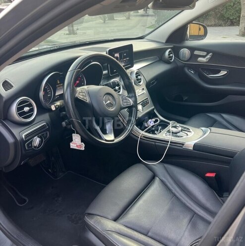 Mercedes C 300-17