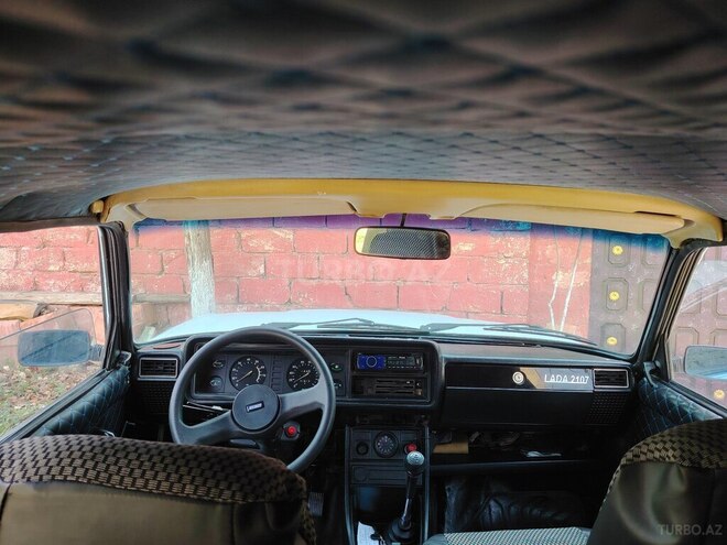 LADA (VAZ) 2107-10