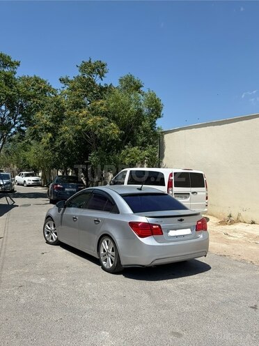 Chevrolet Cruze-2