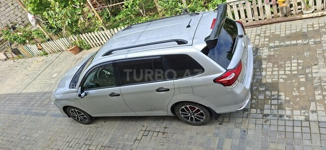 Toyota Corolla Fielder-9
