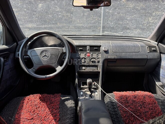 Mercedes C 200-10