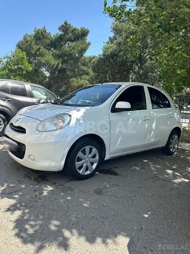 Nissan Micra-5