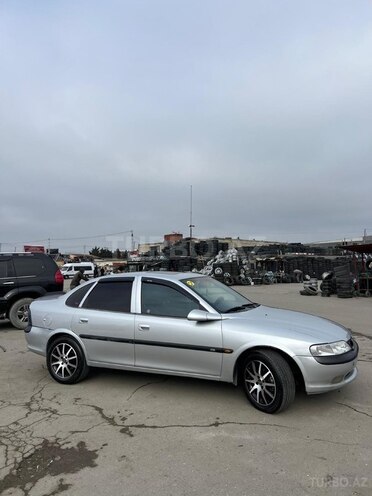 Opel Vectra-6