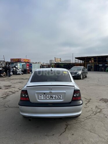 Opel Vectra-2
