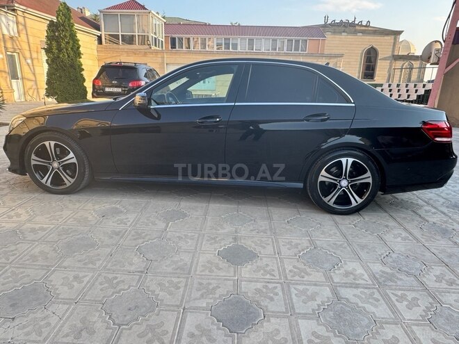 Mercedes E 220-3