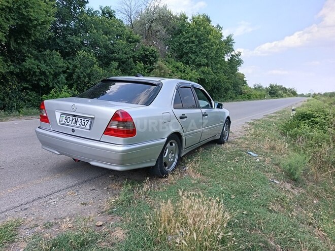 Mercedes C 220-7