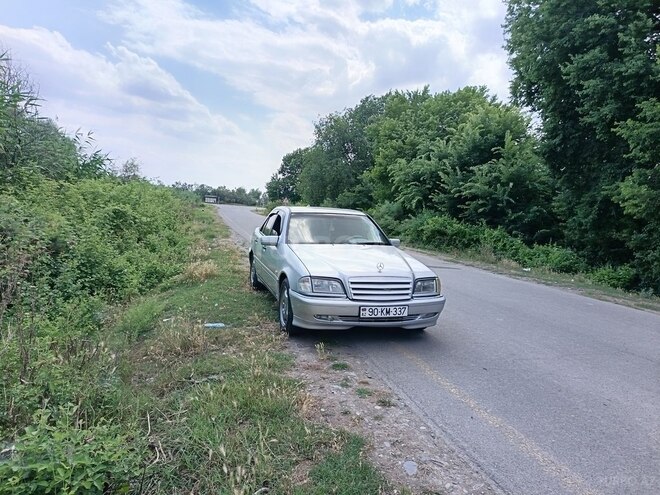 Mercedes C 220-8