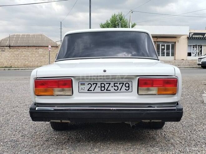 LADA (VAZ) 2107-4