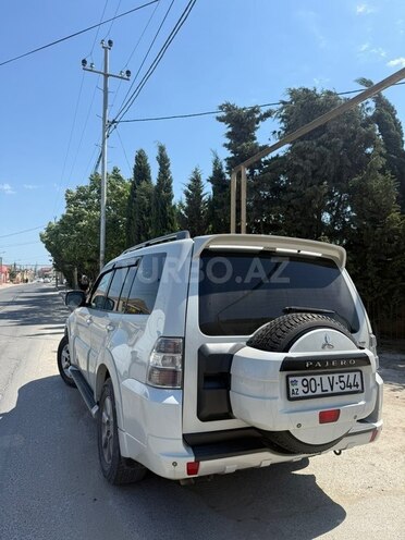 Mitsubishi Pajero-18
