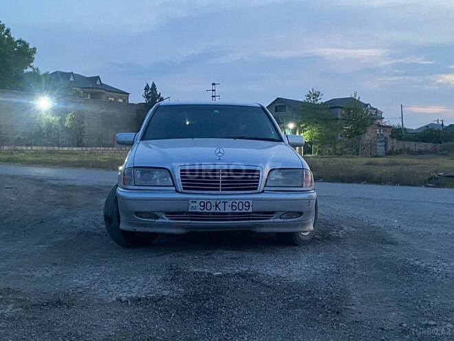 Mercedes C 220-4