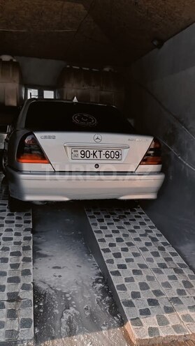 Mercedes C 220-7