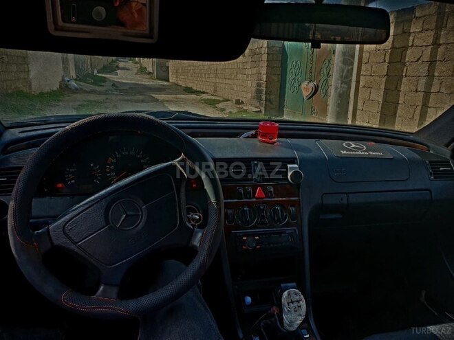 Mercedes C 220-10