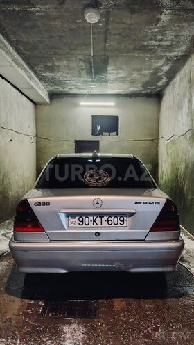 Mercedes C 220-12