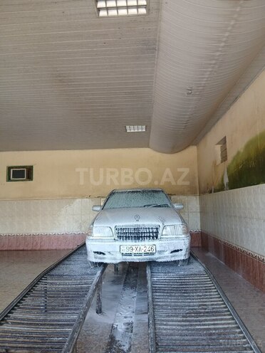 Mercedes C 200-3
