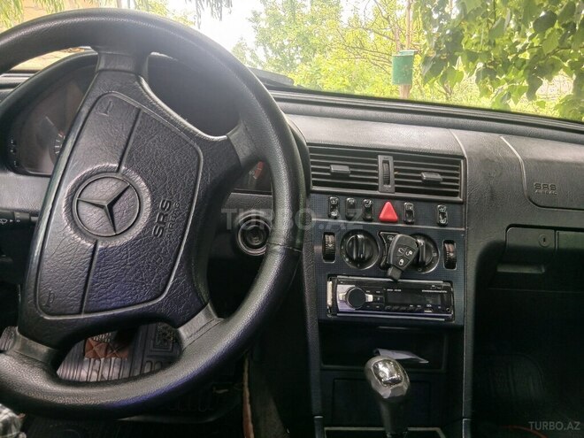 Mercedes C 200-6