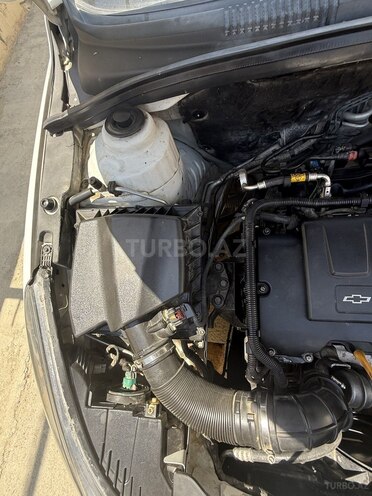 Chevrolet Cruze-15
