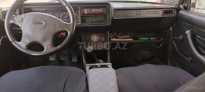 LADA (VAZ) 2107-4