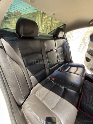 Chevrolet Cruze-10