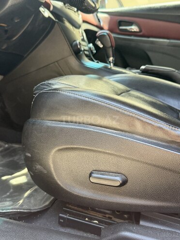 Chevrolet Cruze-11