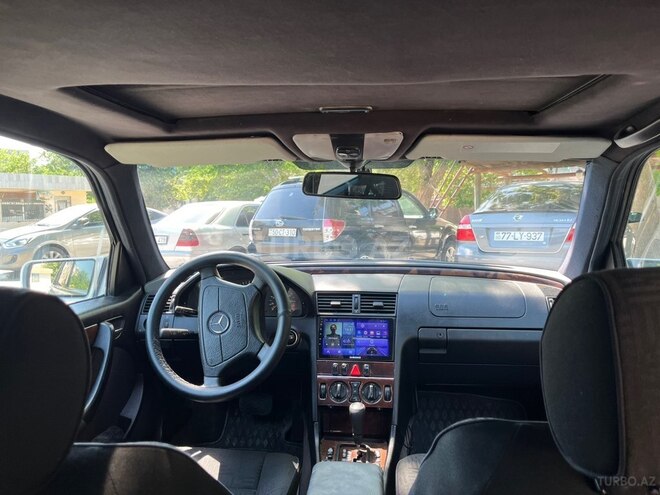 Mercedes C 200-6