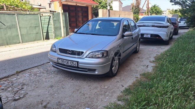 Opel Astra-1