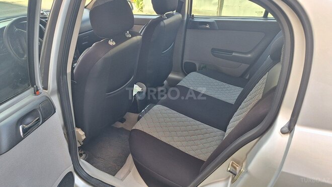 Opel Astra-10