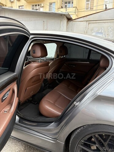 BMW 528-12