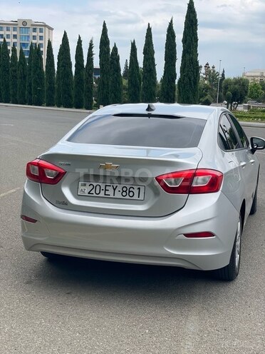 Chevrolet Cruze-2