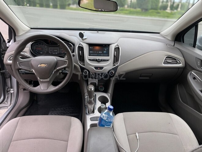 Chevrolet Cruze-3