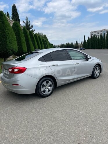 Chevrolet Cruze-6