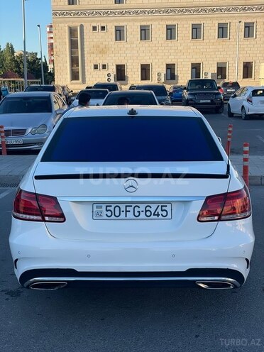 Mercedes E 220-9