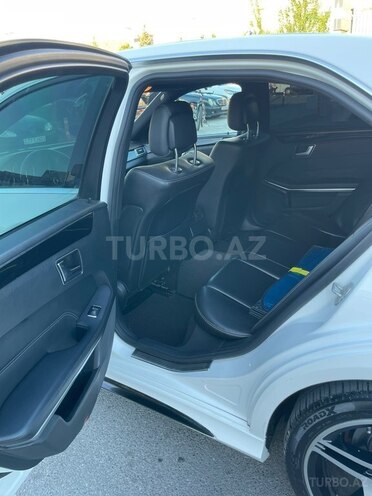 Mercedes E 220-16