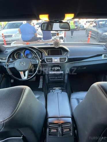 Mercedes E 220-18