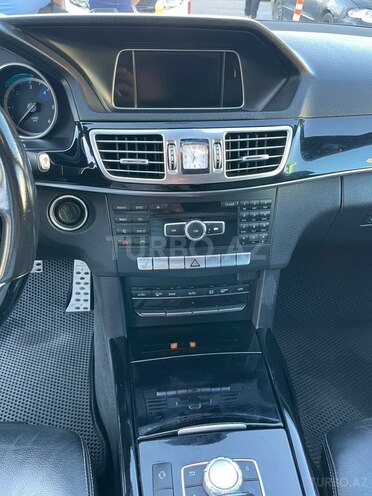 Mercedes E 220-15