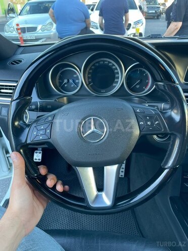 Mercedes E 220-14