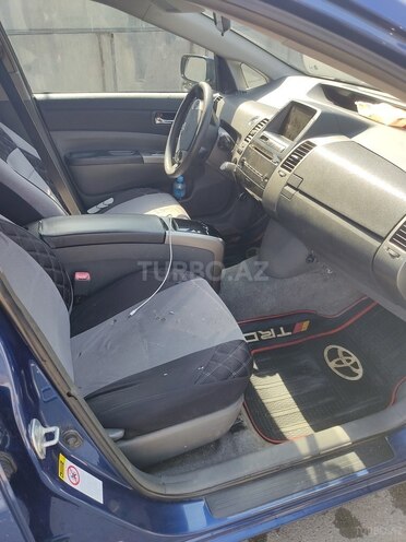 Toyota Prius-6