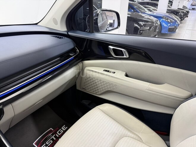 Kia Carnival-15