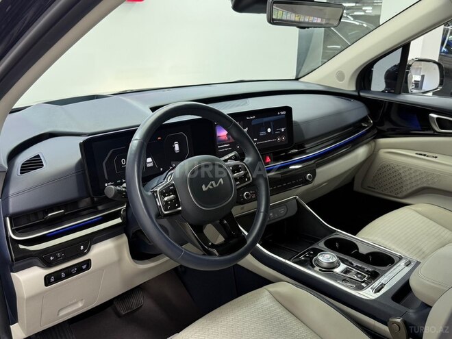 Kia Carnival-8