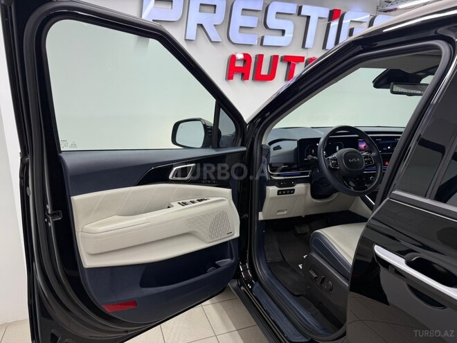 Kia Carnival-7