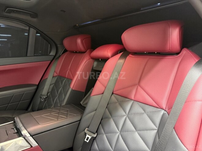 BMW 740-21