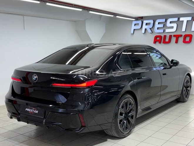 BMW 740-4