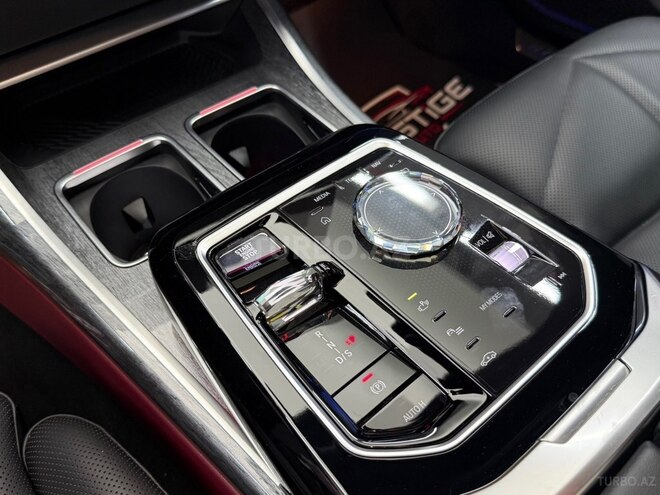 BMW 740-11