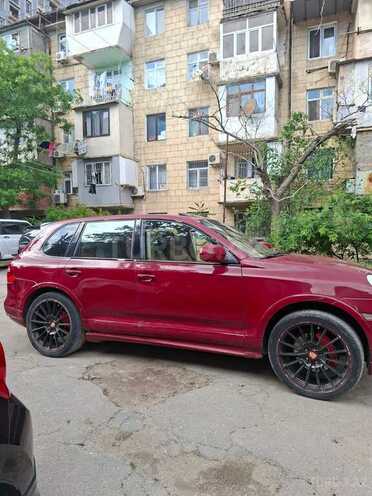 Porsche Cayenne Turbo S-5