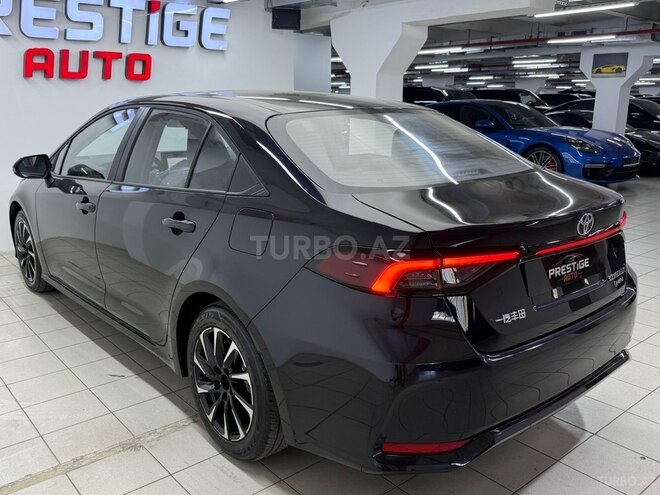 Toyota Corolla-5