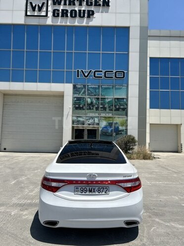 Hyundai Grandeur-4