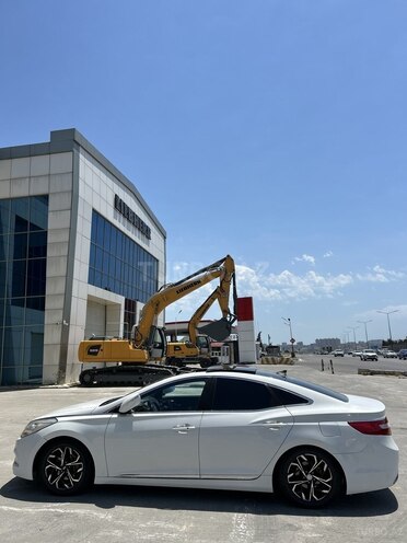Hyundai Grandeur-7