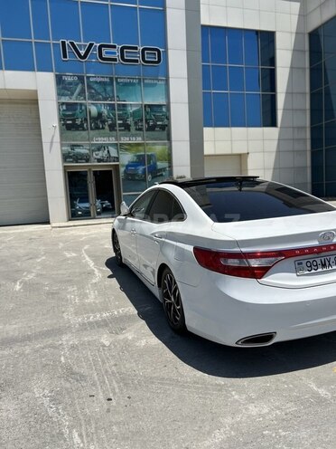 Hyundai Grandeur-6