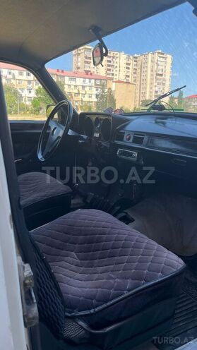 GAZ 24 "Volga"-7