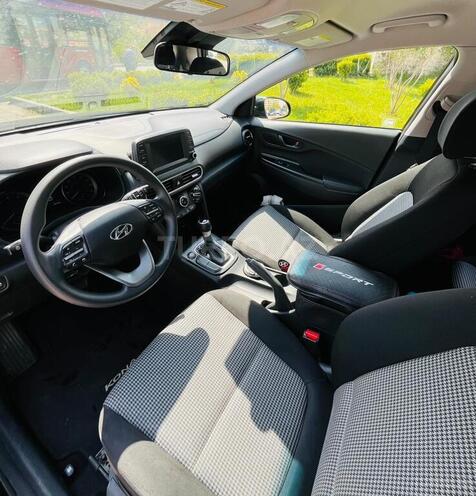 Hyundai Kona-5